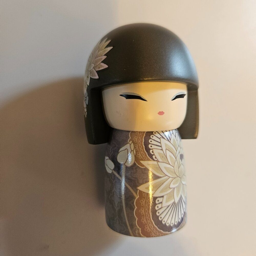 kimmidoll momo peace